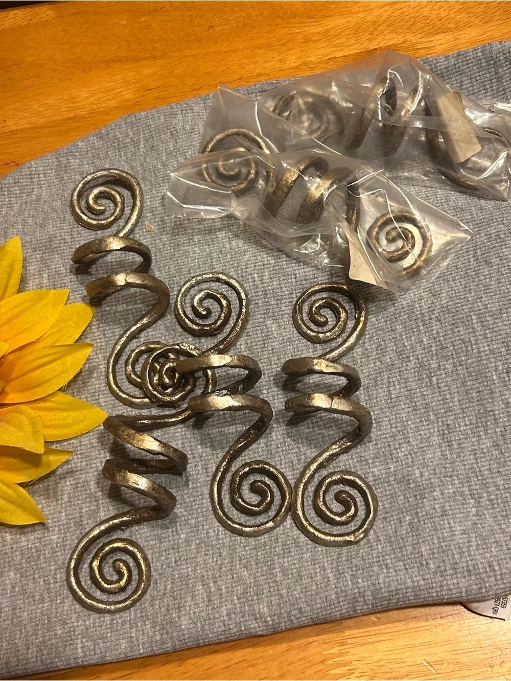 Pier one Spiral Napkin Holders silver with a golden tint set of 6